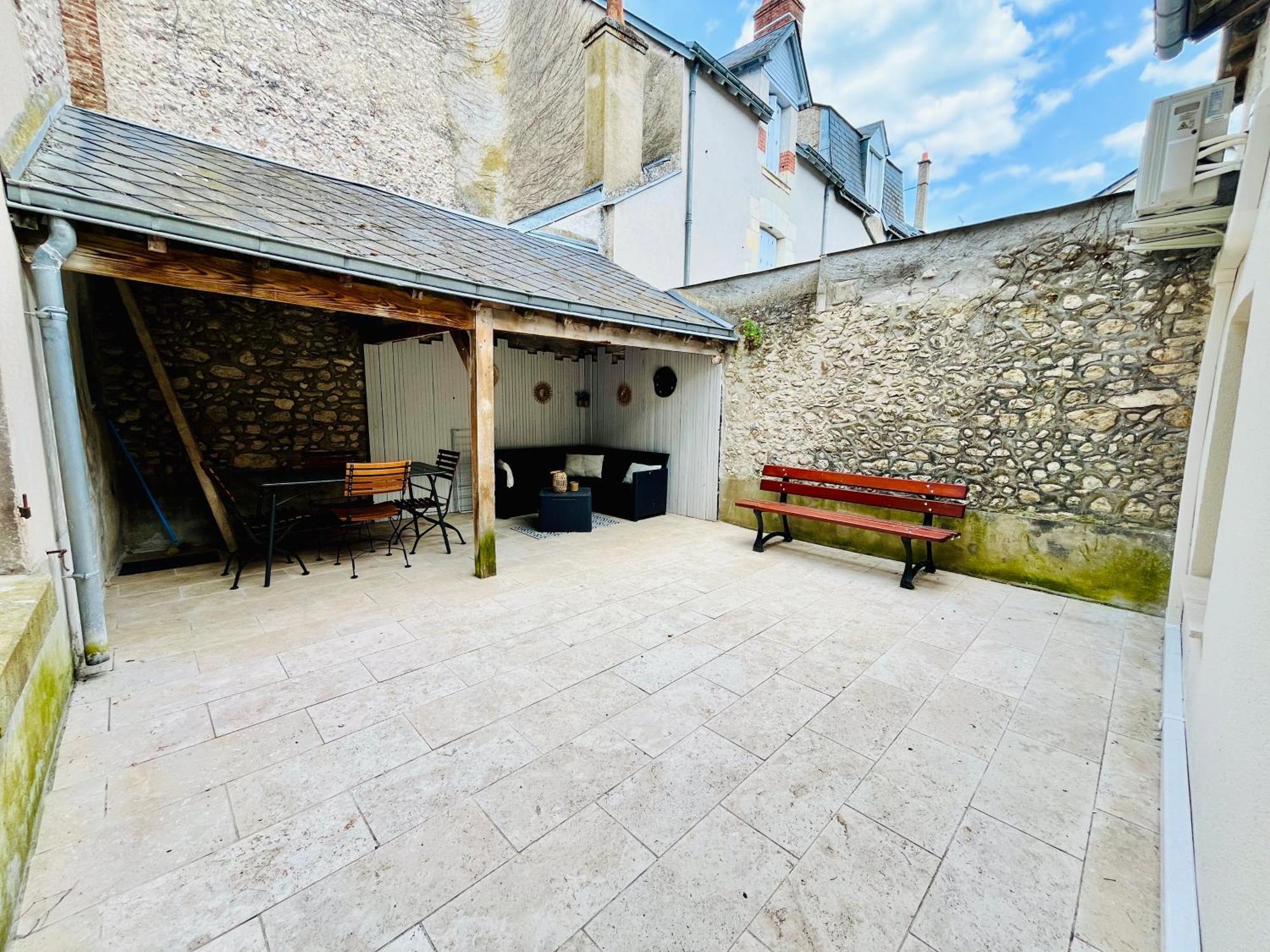 2 Suites, Cour Privee, Climatisation, Le Nid De Blois Vienne Kültér fotó